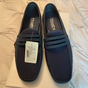 NWT - Men’s Size 10 Floats Navy “driving shoes”